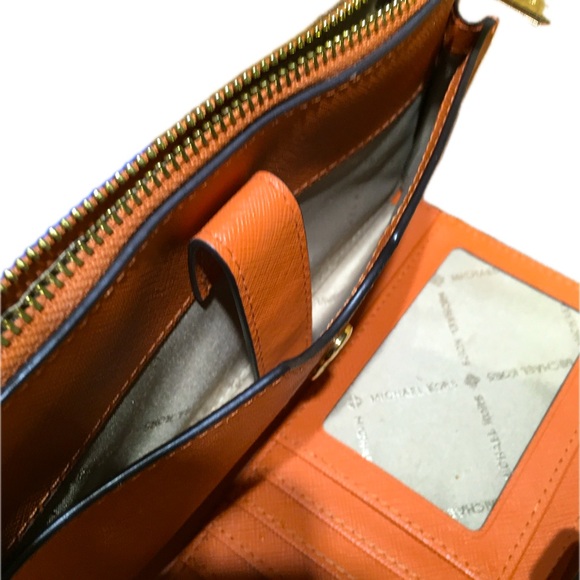 Michael Kors Jet Set Saffiano Leather Double Zip Wallet Wristlet Pumpkin Orange - Picture 7 of 12